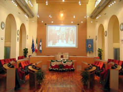 La civica sala consiliare Dr Agostino Vanelli - Foto3